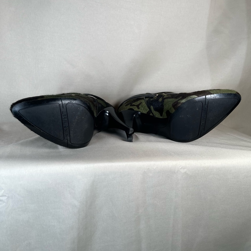 Nine West Green and Black Camouflage Heeled Boots - Picture 6 of 9